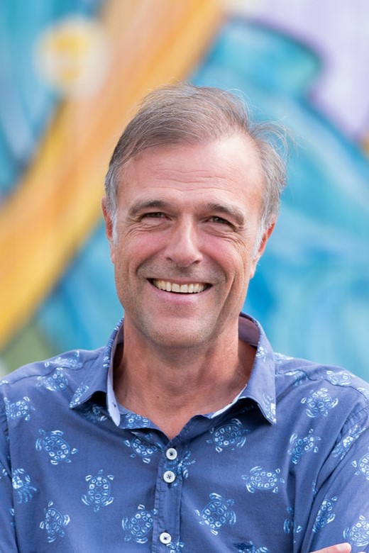 Peter De Lausnay